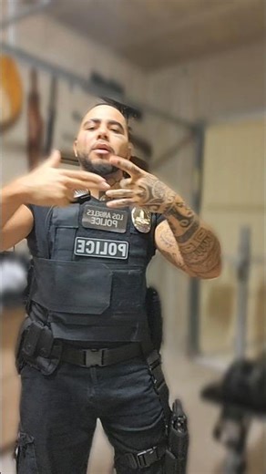 ♿ Crips Walk NLE Choppa Blue face LAPD Cops FBI Walk Crip Mac Gang signs Rollin 60s Crip