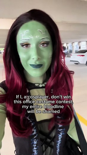 I got up so early to do this makeup #gamora #halloween #gamoracosplay #fyp #halloweencostume #costumecontest #guardiansofthegalaxy #marvel #marvelcosplay #mcu #marvelstudios #marveltok #gotg