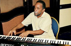 Honouring a genius - Jamaica Observer