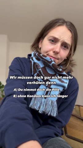 Ria on Instagram: "Herzlich Willkommen zu „Was ist die dümmste Ausrede, um nicht zu verhüten?“ Hattest du das vielleicht auch schon mal? Du wirst mit deinem Sexpartner/in intim, es ist super aufregend und eigentlich wird es jetzt Zeit für den Griff zum Kondom/Lecktuch/Femidom. Aber stattdessen kommt die Frage, ob ihr nicht vielleicht einfach heute mal nicht verhüten sollt. Beim Verhüten geht es aber lange nicht nur darum, eine Schwangerschaft sondern auch die Übertragung sexuell übertragbarer Er