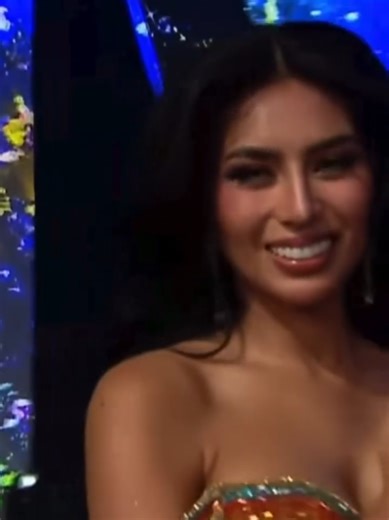 Beatriz Mclelland Reaches Top 13 in Reina Hispano Americana 2026