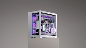 19 reactions | Keeping the merits of the classic O11 Dynamic, and inspired from lessons learned with the O11D XL, O11D Mini, O11 Air Mini - Lian Li HQ presents the next evolution of the O11 Dynamic Series – the O11D EVO. This reversible chassis features better airflow performance, more configuration options, and additional accessories for multiple GPU and I/O positions. Available soon! More details: https://lian-li.com/product/o11-dynamic-evo/ #LIANLI #O11D | Emarque PC | Facebook