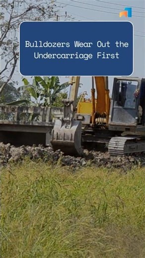 How to Prevent Bulldozer Breakdowns on the Job Site (READ BELOW👇) #dozer #Bulldozer #shorts