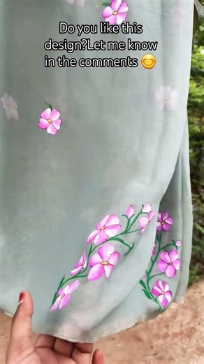 Hand-painted designs on sarees & blouses 🎨 Order now