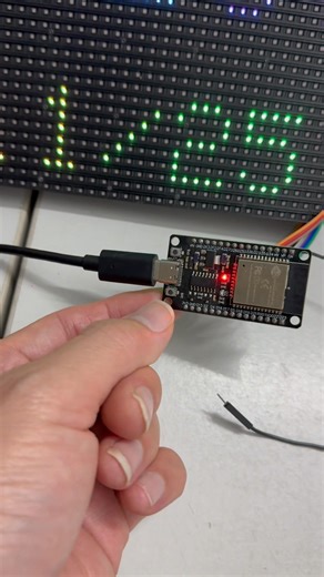 Share code đồng hồ esp32 led matrix p5 RGB cho anh em chơi tết. Tính năng xem ở video, thông tin thời gian, nhiệt độ, độ ẩm lấy ở internet. Bản này dễ sử dụng cho end-user, có thể thương mại được. Minh dân IT rất mong được giao lưu cùng mọi người. Chi tiết xem ở readme của source code. Link source code: https://github.com/mvtcode/esp32-project/tree/clock | Mạc Tân