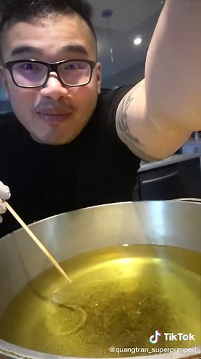 CANADIAN POUTINE RECIPE #fyp#fy#cooking#poutine#canada🇨🇦#canada_life🇨🇦#fries#gravy#cookinghacks#cookingathome#cookingvideos#cookingvideotiktok