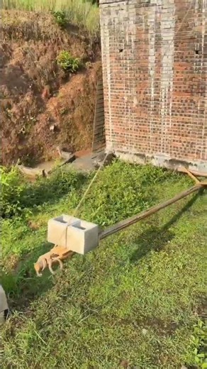 ​🧱🚀 Smart Counterweight Lever Lift | Genius Brick Hoisting Hack