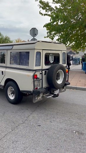 Land Rover 109 Santana #landrovers
