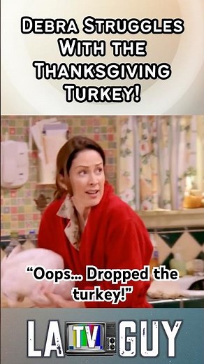 Debra Struggles With the Turkey on "Everybody Loves Raymond"