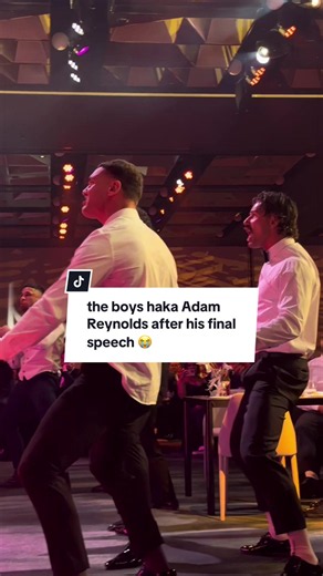 the boys haka Adam Reynolds after his final speech