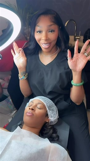 Omg You Guys Knew Who Was Really Teaching & Changing Tax brackets‼️ I’m overwhelm with the love, you guys were really waiting for @the.glamtour to return🙌🏽 Limited seats available( As We Have A seat Limit This year) @the.glamtour Flew all the way to turkey to learn some 7 figure techniques to teach my girls @the.glamtour #ISBACK & better than ever! My team and I are coming back stronger than ever! This year I’m bringing my girl #Behind to teach branding & marketing! My Nurse Practitioner to en