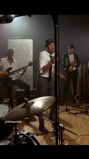 476K views · 4.3K reactions | #Middlesbrough The Longlands This Friday ☝️拾 then #Newcastle Sat The Cluny | Si Cranstoun | Facebook