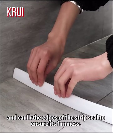 KRUI Collapsible Shower Threshold Water Dam, 39 In, Self Adhesive Shower Edge Water Barrier Stopper, Shower Water Blocker Retention System, Dry and Wet Separation for Bathroom Kitchen Countertop Sink