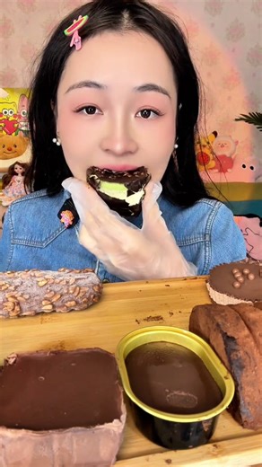 Delicious Chocolate 🍫 Pie 🍨 Mukbang ASMR 😋 #eating #reels #reel #foodvlogs #asmr #reelsfypシ #reelsviralシ #reelstrending #reelsfbシ #desserts #deliciouseats #food #foodie #recipie #chocolatepie #chocolatedesserts #chocolate | It's Unique Food ASMR
