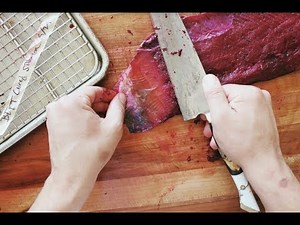 how to make salmon gravlax | Beet cured lox