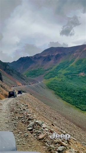 #jeeplife #explore #jeepgirl #jeepwrangler #jeep4x4 #jeepsoftiktok #adventure #ophirpass #jeepfreak #jeepfamily #colorado #mountain