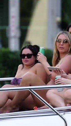 💃🛥️ Yacht Party Madness! #GirlsOnYachts | BoatSnaps