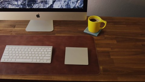 Londo Top Grain Leather Extended Mouse Pad – Large Desk Mat for Office & Gaming, Smooth Writing Surface, Non-Slip Base, Durable & Stylish Workspace Accessory