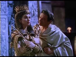 Vivien Leigh as Cleopatra (1945)
