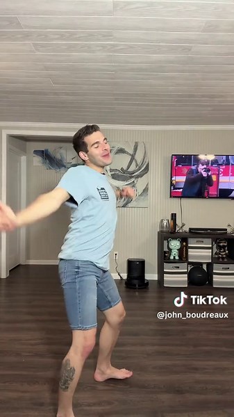 Give me a call boo!! #dance #vibe #trending #fyp | dance