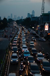 How Car Rationing Systems Are Making Traffic in Asia’s Cities Worse