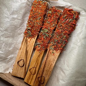 Saffron & Peppermint Palo Santo Smudge Sticks, Energy Cleansing Set of 3 - Etsy Canada
