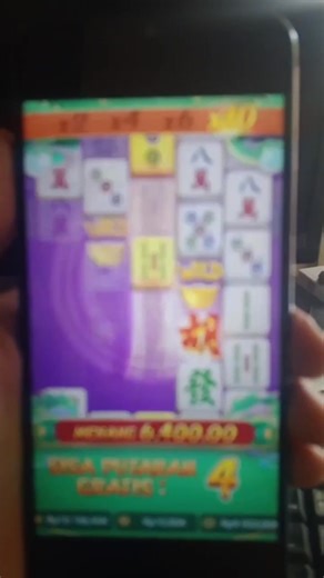 Durrës, the Hidden Gem of Albania 🌊 Located on a stunning flat plain along the Adriatic Sea Coast, this ancient city has been inhabited for over 2,500 years. From Greek colonists to Roman Empire and Byzantine rule, each era left its mark on this charming Albanian treasure. Walk in the footsteps of history, where the Via Egnatia once led to Constantinople. Experience the unique blend of cultures, from Illyrian tribes to Ottoman influences that shaped the city's architecture, cuisine, and warm ho