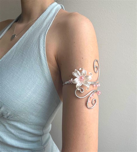Elven Upper Arm Cuff Adorned With Pearls and Flowers // Silver Bangles // Upper Arm Jewelry // Wire Arm Cuff, Floral Fairycore - Etsy