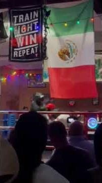 Pressure Fighter Vs Defensive fighter 🥊