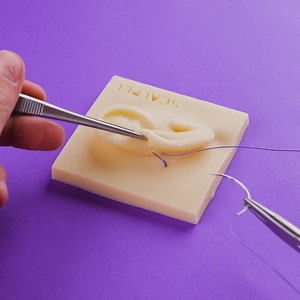 93K views · 209 reactions | How Doctors Stitch Wounds: Medical Suturing Explained | 5-Minute Crafts Family | Facebook