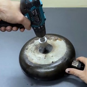Why is it not patented? Insert old pan into the angle grinder and you be amazed! Creation tips | ElPepinjr