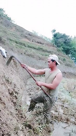 Manual Labor Techniques in Agricultural Settings