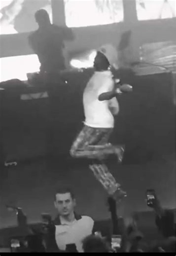 Lil Uzi Vert - money longer (2016) #uzi #liluzivert #playboicarti #concert #carti