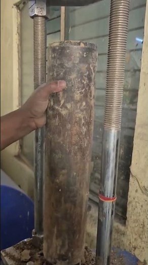 Geotechnical Lab Test – Density of Undisturbed Soil Sample