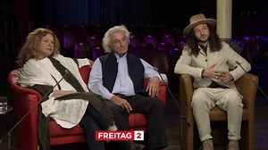 Heute zu Gast bei Vera Russwurm: Andreas Kiendl, der Serien-Inspektor - zuerst bei "SOKO Kitzbühel", nun bei "SOKO Donau", der u.a. aus seinem Erstlingswerk "Leibnitz" - einem Kriminalroman - liest. Und: Haya Molcho. Sie erzählt u.a. davon, wie sie es geschafft hat, mit 50 nochmal neu duchzustarten - zunächst als Catering-Unternehmerin, mittlerweile als Chefin mehrerer Restaurants in ganz Europa. 21.20 Uhr! | ORF 2