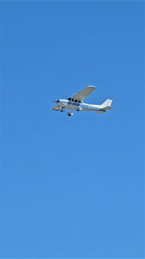 Cessna 172N Skyhawk Departure #planespotting #plane #plen #airplane #avgeek #cessna #aviation #c172