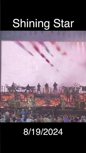 Earth Wind and Fire: "Shining Star" performed LIVE. 8/19/2024
