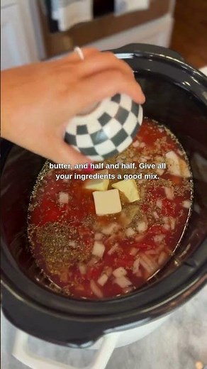 Slow Cooker Tomato Soup