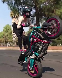 💕 | Robyn Stunts
