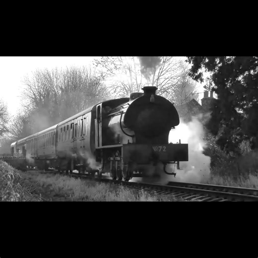 Hunslet Austerity - No. 72 - Church Lane Crossing - Peak Rail #steam #train