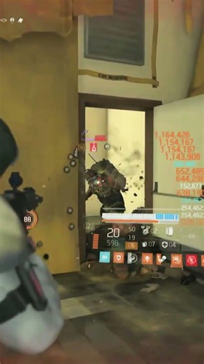 Backfire SMG 1.9M critical damage 🤪 #division2 #ps5 #gaming #thedivision #gameplay #ubisoft