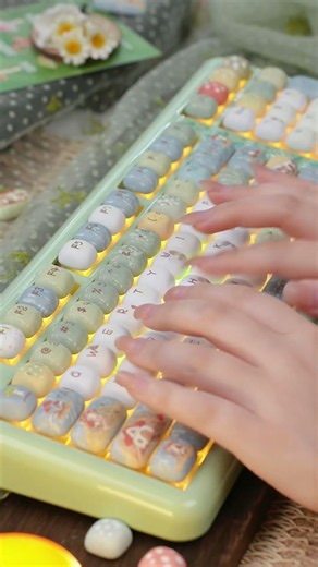 Keycaps: KiiBOOM Little Shroom Pack (Rainy)