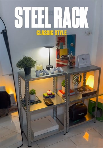 Classic Steel Rack for Minimal Room Design
