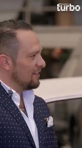 1.9M views · 27K reactions | Un cliente exigente llega con la idea de crear un auto único, fusionando la tecnología de un Dodge Charger con la carrocería de un antiguo Valiant 笠 #Mexicanicos Disfruta el contenido de Discovery en #HBOMax Suscríbete ahora: https://bit.ly/MAX-DiscoveryTurbo | Discovery Turbo | Facebook