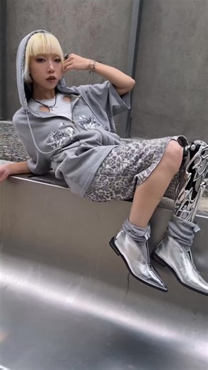UNITED NUDE on Instagram: "Zuma Stacy Lo on Xiao (@xiaoyangbure) /// Metallic minimalism, maximized. Use code XIAOYANG10 for 10% off sitewide.⁠ .⁠ #unitednude #flashsale #creativecollaboration"