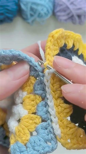 how to connect crochet granny suares for baby blanket #crochettutorial #crochetpattern #crochetideas