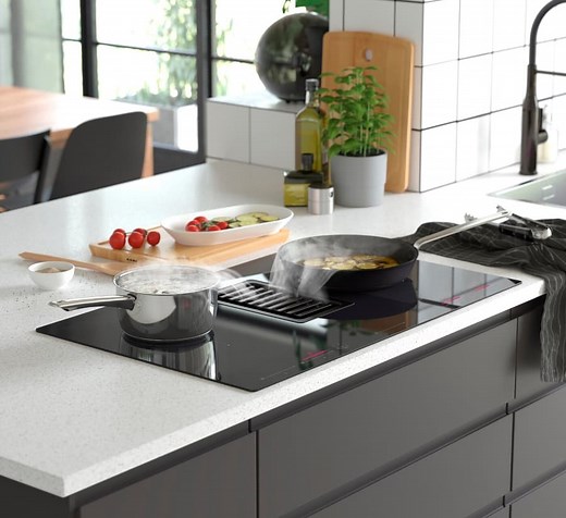 Meet FÖRDELAKTIG an induction hob with extractor