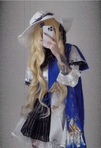 Phoebe Cosplay Showcase 🤍