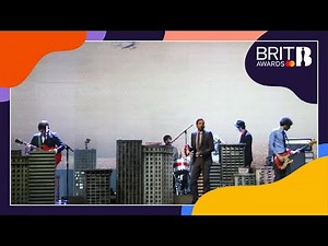 Kaiser Chiefs - Ruby (Live at The BRITs 2008)