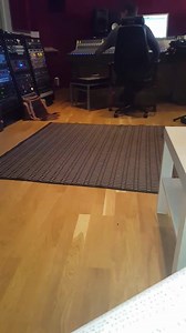 Hyvää alkanutta viikkoa ystävät. Studio hommia... Oikeet viulut, kuulostaa niin hunajalta. Esa Nieminen on super! Oon onneissani... Teidän Leif | Leif Lindeman